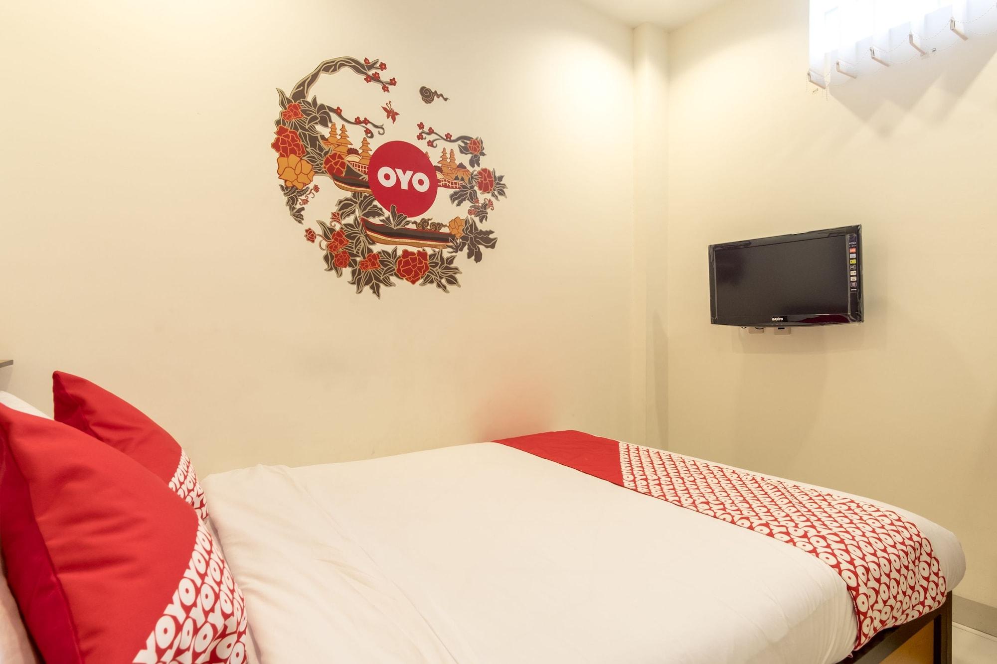 Oyo 294 Andrea Residence Syariah Медан Екстериор снимка